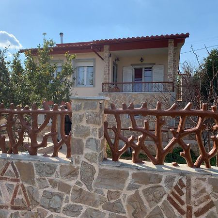 Peaceful House Near Airport Villa Pikérmi Kültér fotó