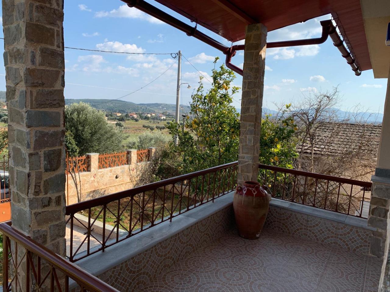 Peaceful House Near Airport Villa Pikérmi Kültér fotó